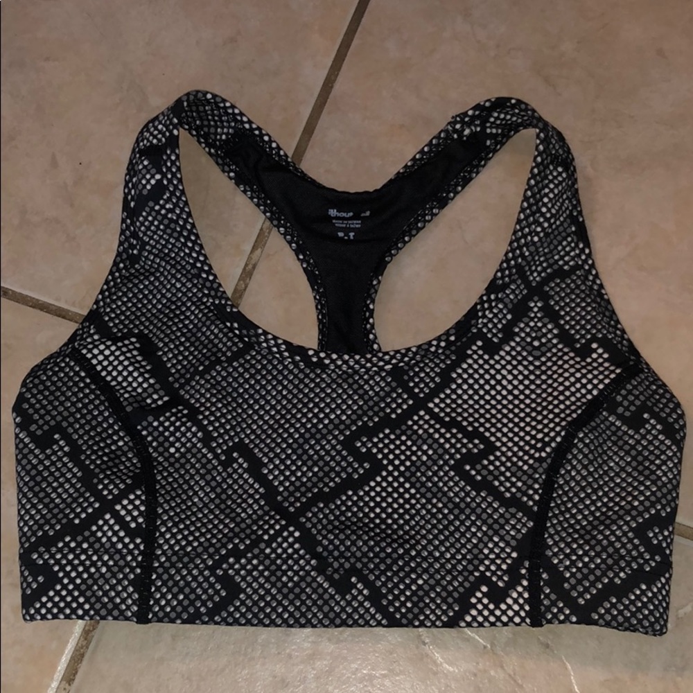 Sports bra